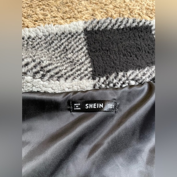 Plaid Fuzzy Jacket - Picture 5 of 8